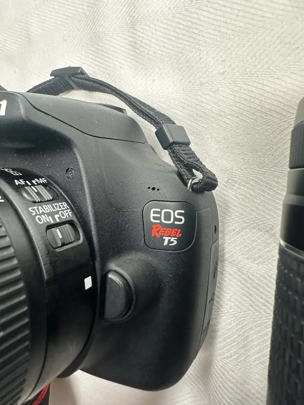 Canon EOS Rebel T5 DSLR Camera with 75-300mm Zoom Lens set